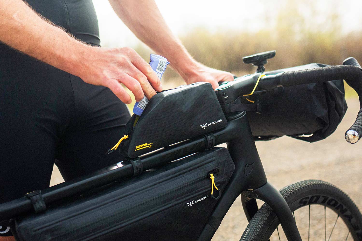 Expedition Bolt-On Top Tube Pack (1L) | Apidura