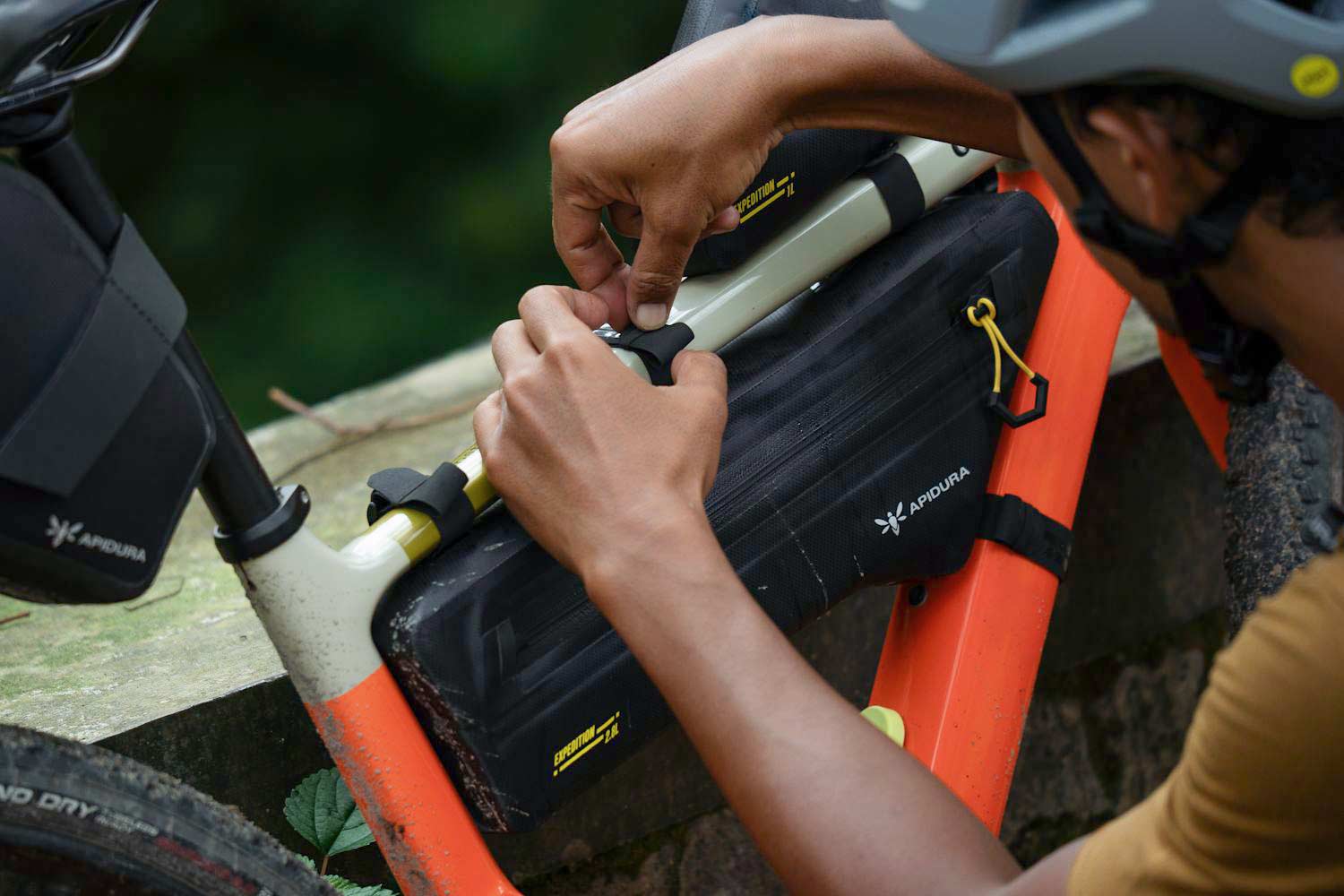 Expedition Frame Pack | Apidura