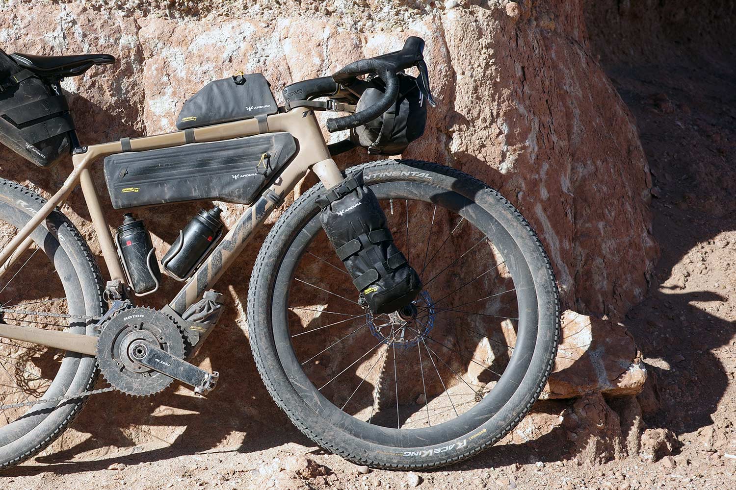 Expedition Cargo Cage Pack | Apidura